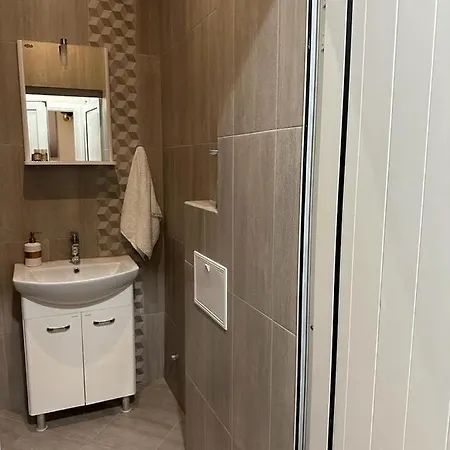 Lux Center 招待所 索菲亞