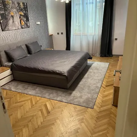 Guest house Lux Center