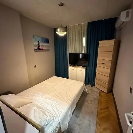 Lux Center בית הארחה סופיה