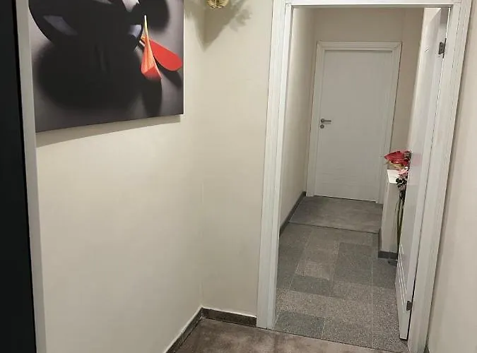 Къща за гости Lux Center София